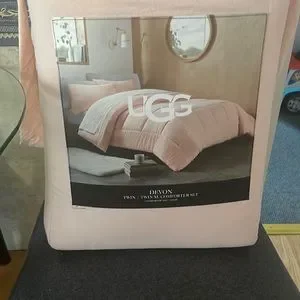 Ugg xl twin comforter new arrivals